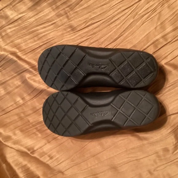 Clarks - Picture 4 of 4